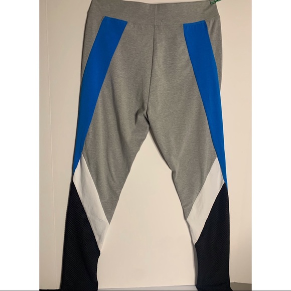 Guess Women’s Leggings Size M - Picture 2 of 4